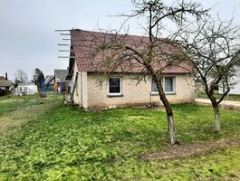 Sodyba Pakruojo rajono sav., Preičiūnuose, Jaunimo g.