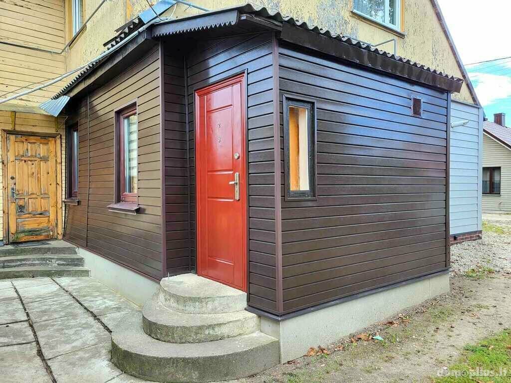Parduodama gyvenamojo namo dalis Šiauliuose, Centre, Ilgoji g.