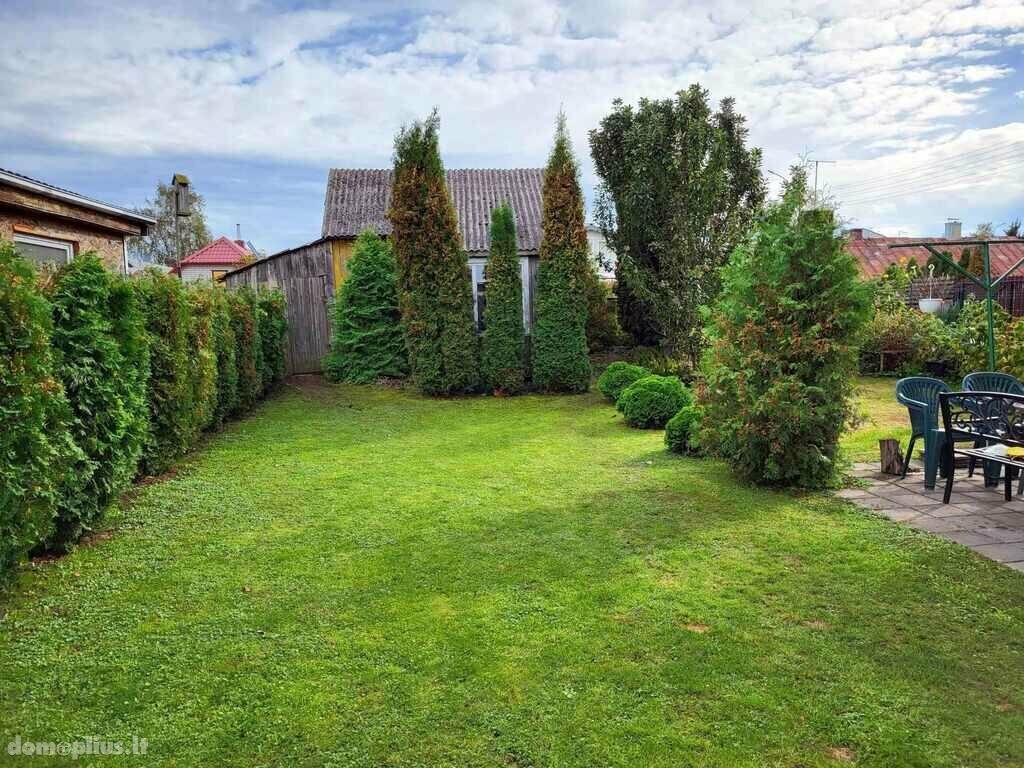 Parduodama gyvenamojo namo dalis Šiauliuose, Centre, Ilgoji g.