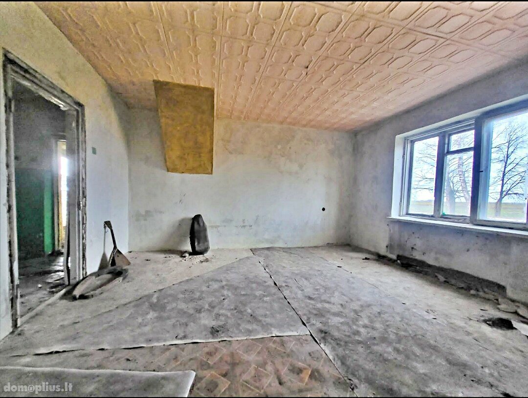 Parduodama sodyba Pakruojo rajono sav., Plaučiškiuose, Birjagalos g.