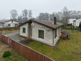 Gyvenamasis namas Šiauliuose, Šimšėje, Spanguolių g.