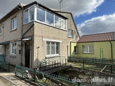Продаётся часть дома Kretingos rajono sav., Kretingoje, Tulpių aklg.