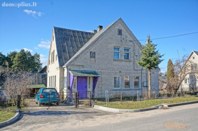 Продаётся дом Švenčionių rajono sav., Švenčionėliuose, Klevų g.