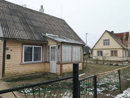 Gyvenamasis namas Anykščių rajono sav., Troškūnuose, Sodų g.