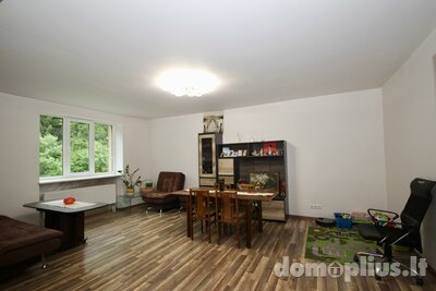 Parduodamas gyvenamasis namas Kauno rajono sav., Rokų Miško Kelmynas, Kelmyno g.