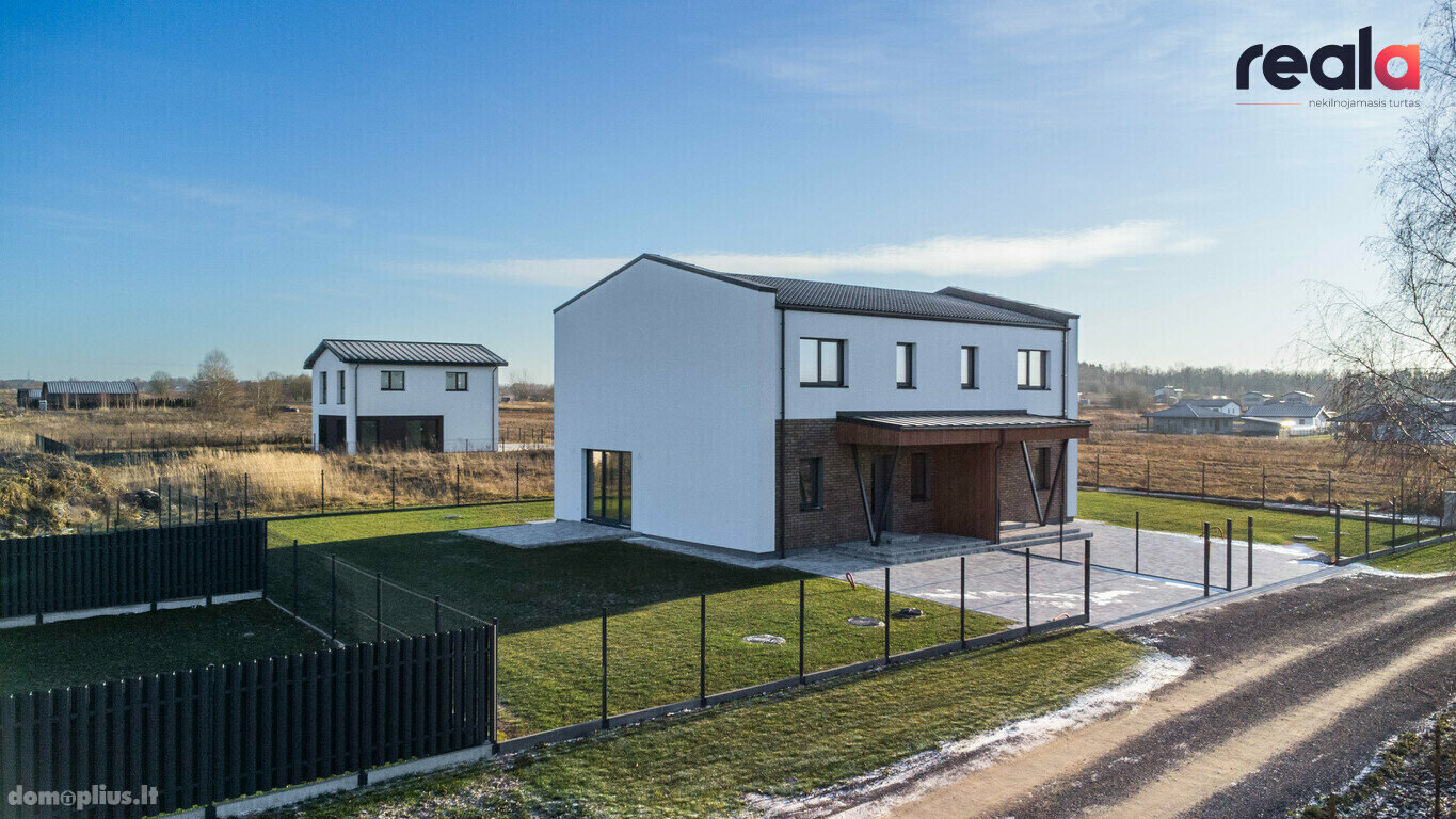 Parduodamas sublokuotas namas Vilniaus rajono sav., Daržininkuose, Pervažos g.