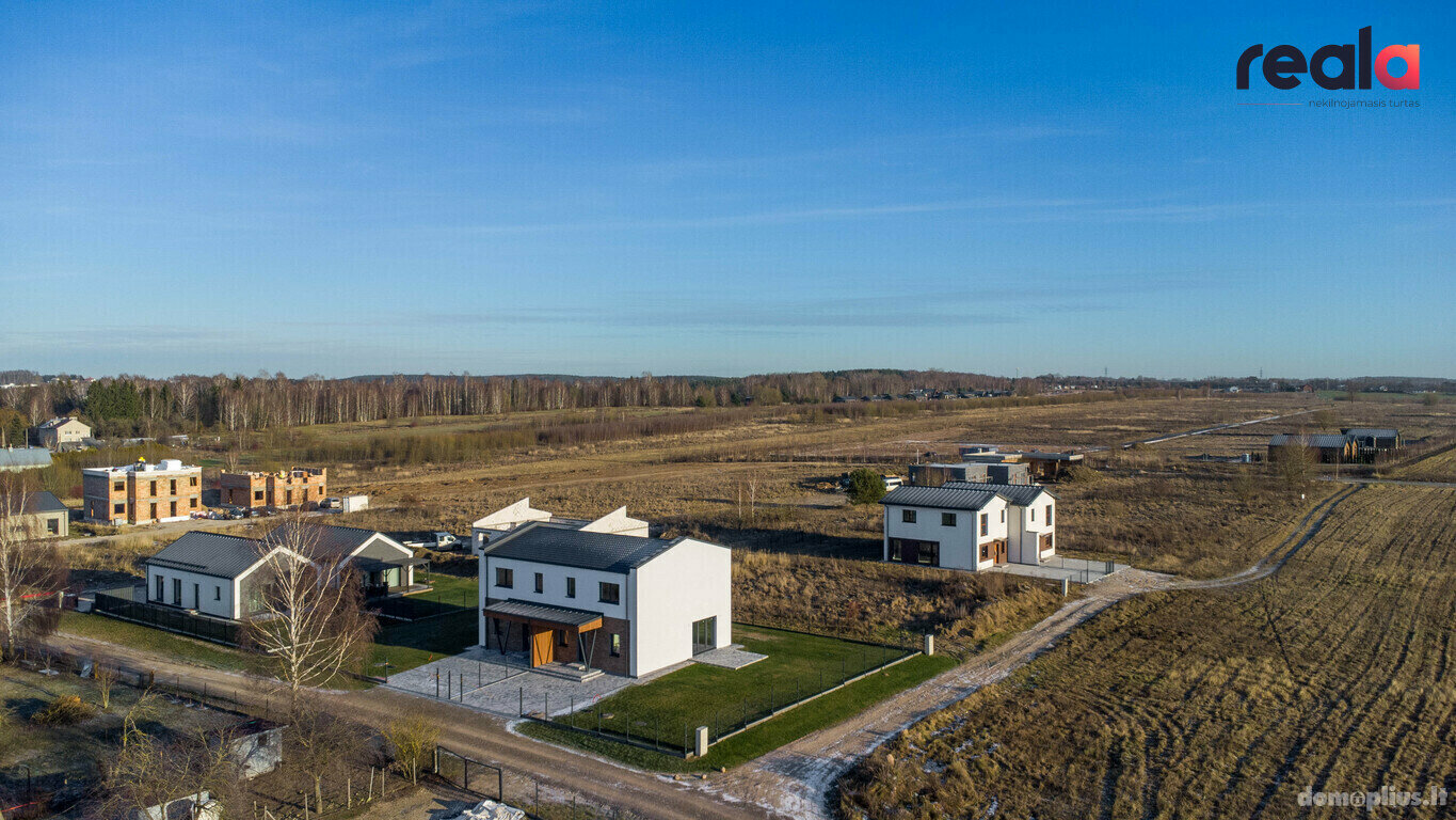 Parduodamas sublokuotas namas Vilniaus rajono sav., Daržininkuose, Pervažos g.