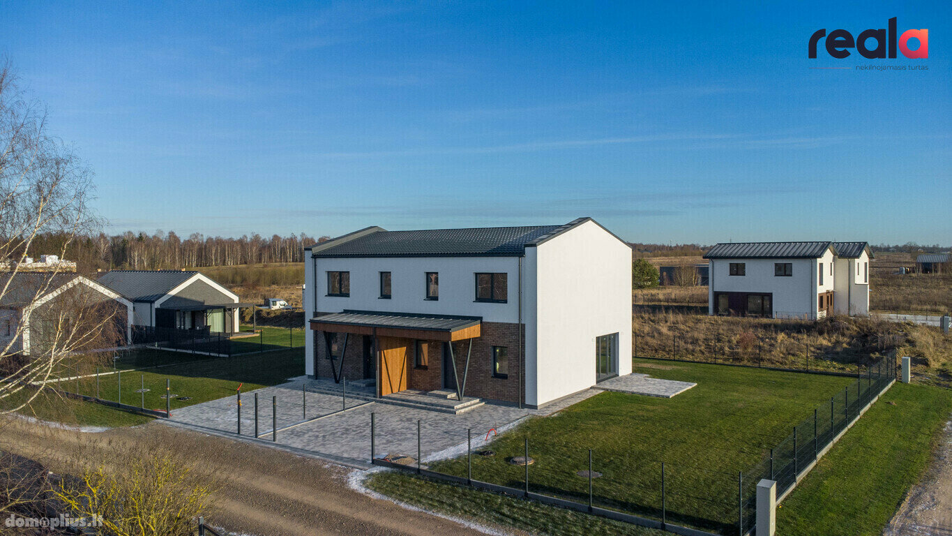Parduodamas sublokuotas namas Vilniaus rajono sav., Daržininkuose, Pervažos g.