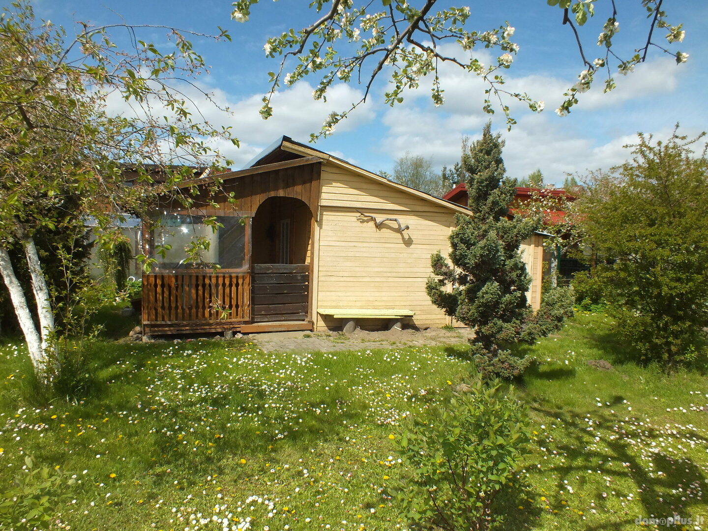 Parduodamas sodo namas Panevėžio rajono sav., Daukniškiuose, Eglių al.