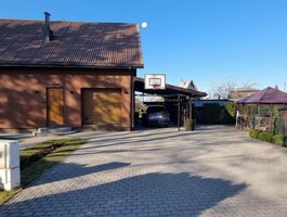 Gyvenamasis namas Radviliškio rajono sav., Radviliškyje, Sodininkų g.