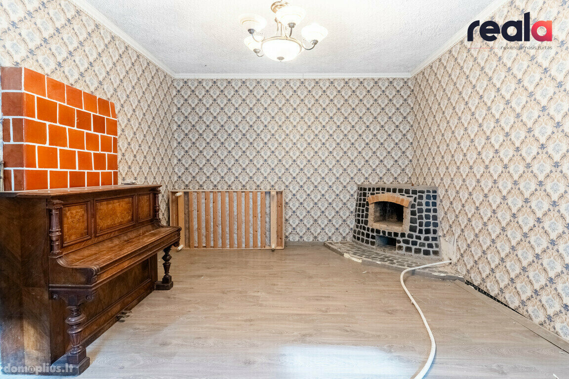 Parduodama gyvenamojo namo dalis Vilniuje, Šnipiškėse, Slucko g.