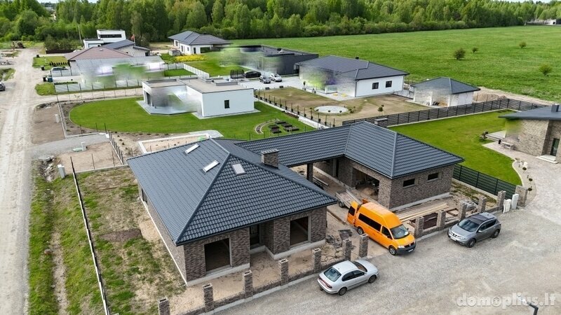 Parduodamas gyvenamasis namas Šiaulių rajono sav., Žaliūkėse, Danės g.