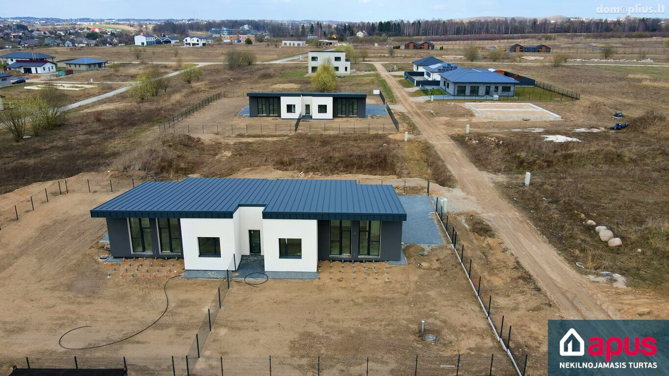 Parduodama gyvenamojo namo dalis Vilniaus rajono sav., Daržininkuose, Svajonių g.
