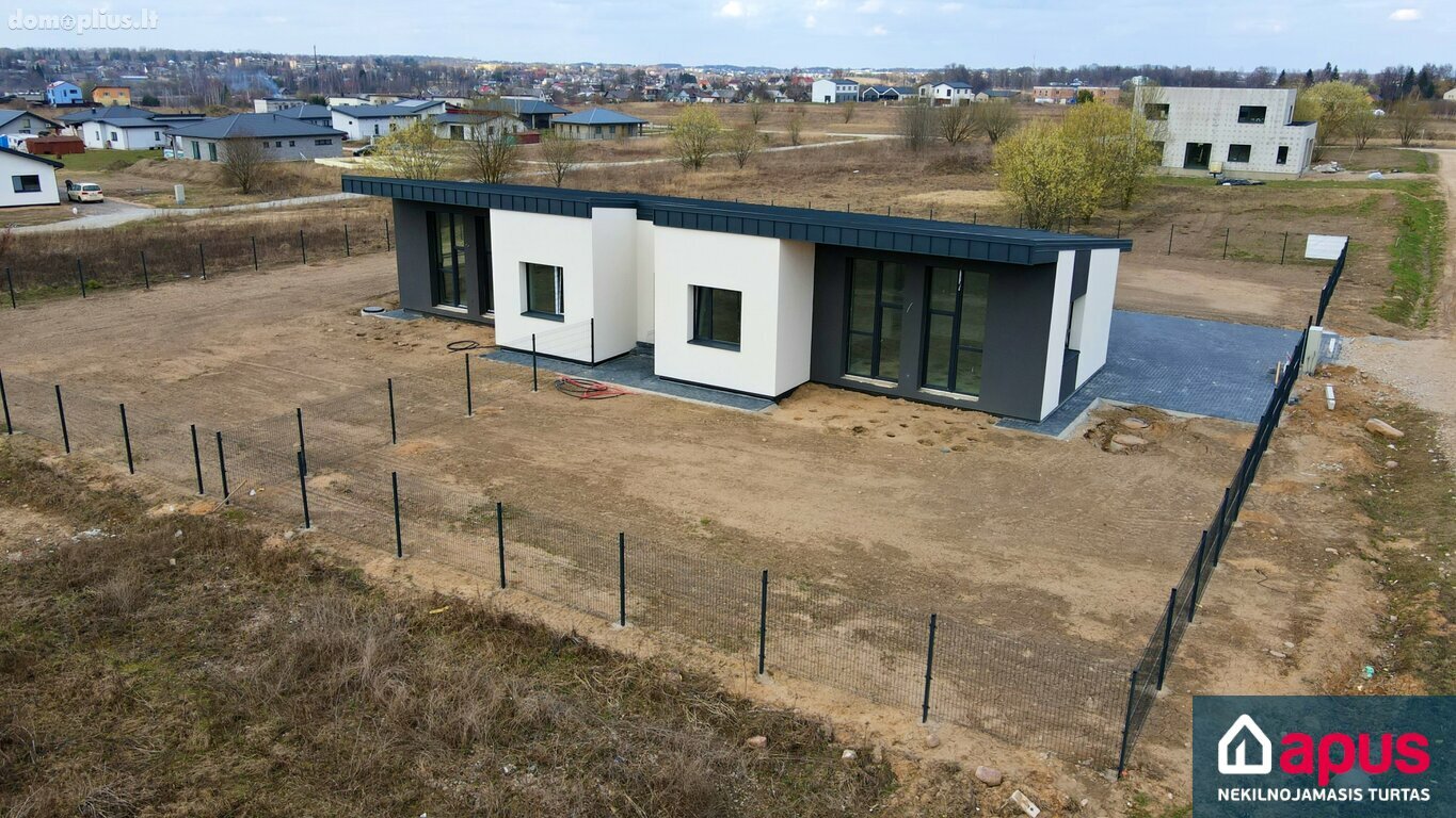 Parduodama gyvenamojo namo dalis Vilniaus rajono sav., Daržininkuose, Svajonių g.