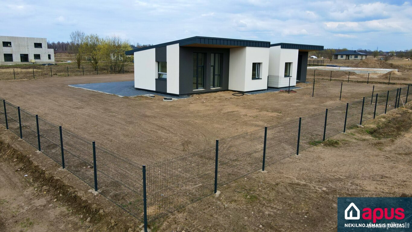 Parduodama gyvenamojo namo dalis Vilniaus rajono sav., Daržininkuose, Svajonių g.