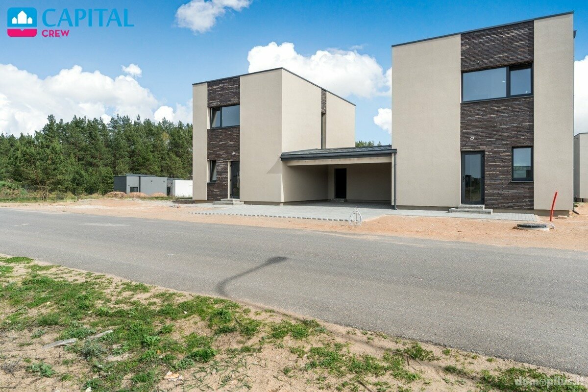 Parduodamas sublokuotas namas Vilniuje, Trakų Vokė