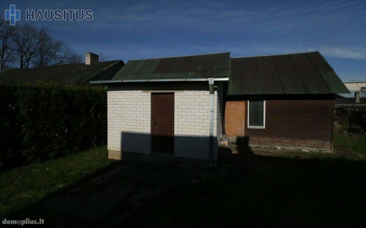 Parduodamas gyvenamasis namas Anykščių rajono sav., Anykščiuose, Taikos g.