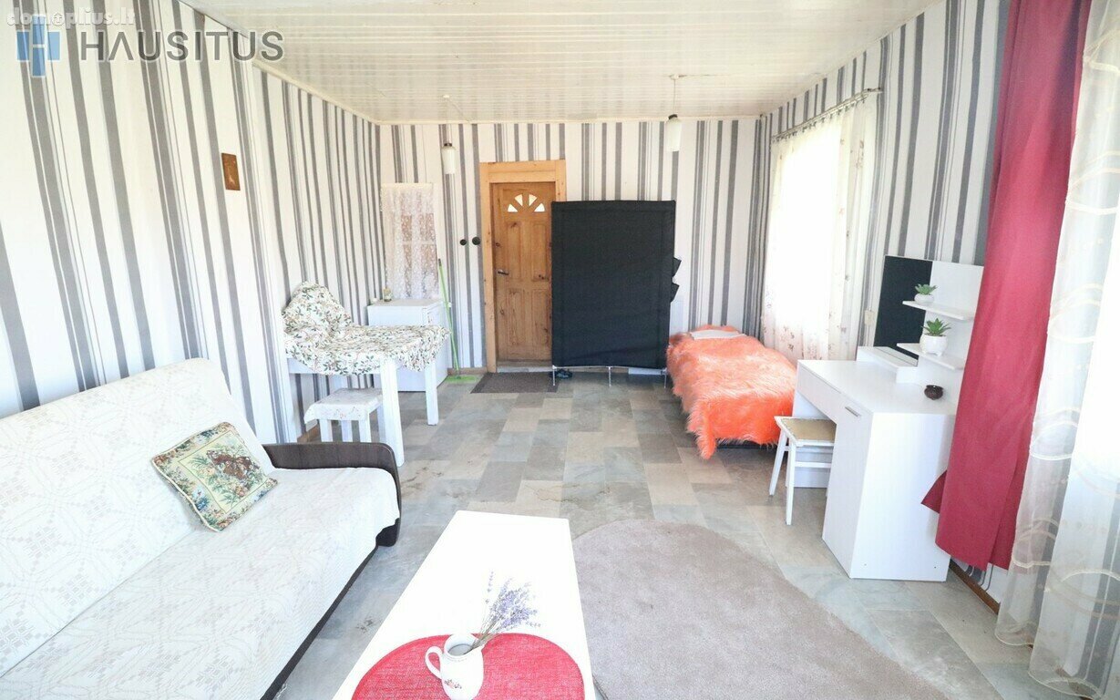 Parduodamas gyvenamasis namas Anykščių rajono sav., Anykščiuose, Taikos g.