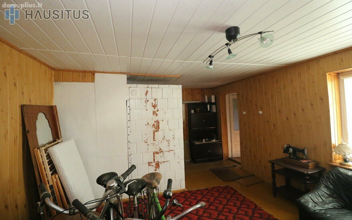 Parduodamas gyvenamasis namas Anykščių rajono sav., Anykščiuose, Taikos g.