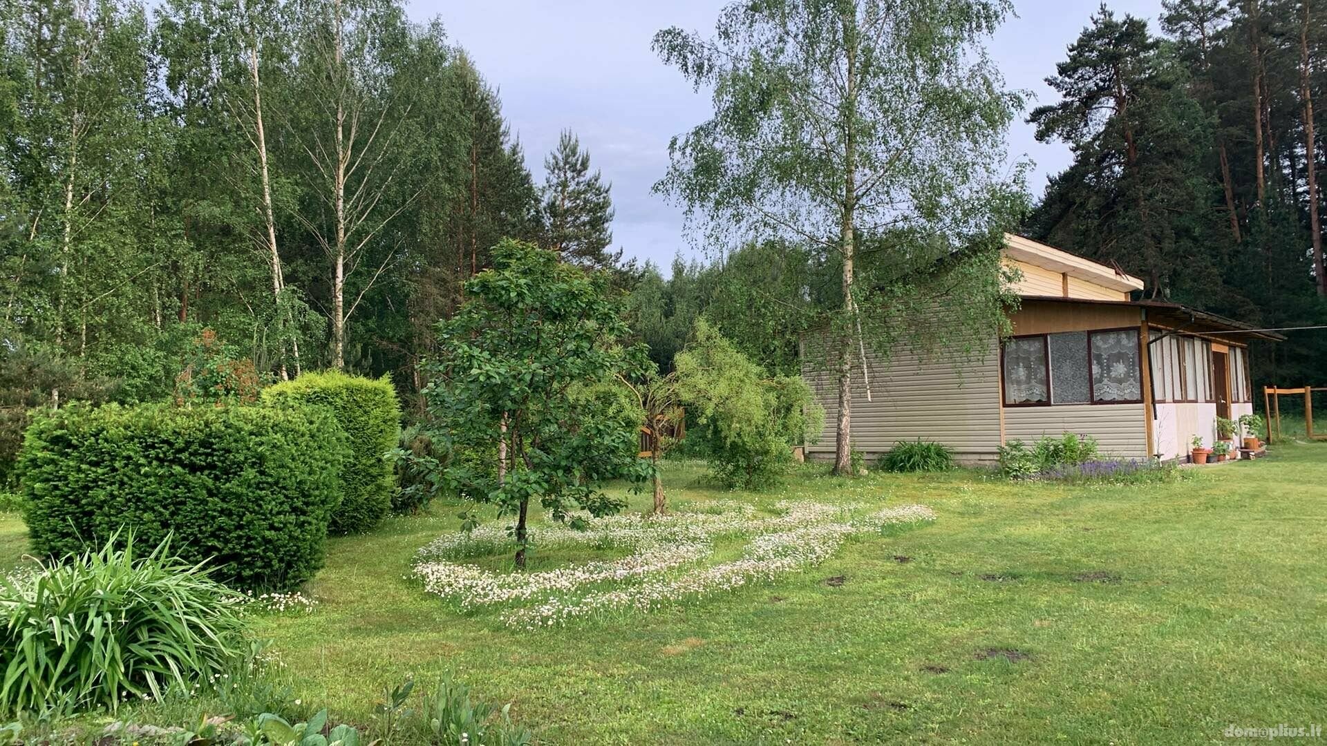 Parduodama sodyba Panevėžio rajono sav., Maksvytiškiuose, Verslo g.