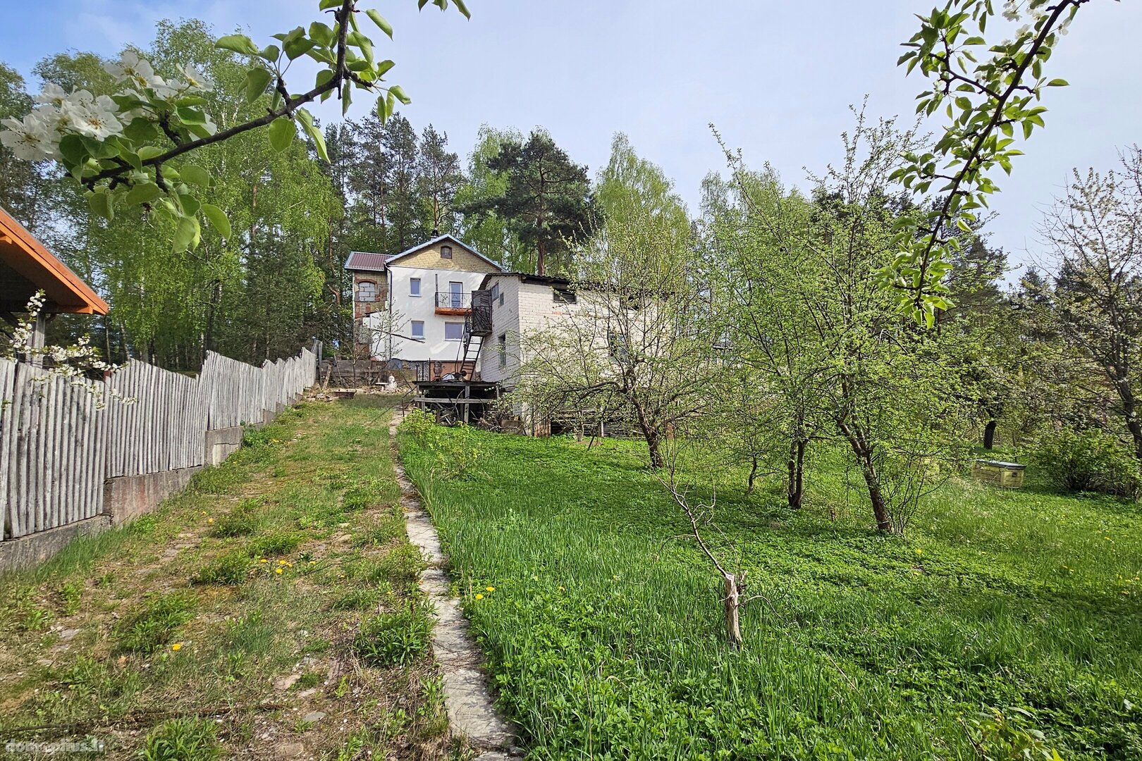 Parduodamas sodo namas Vilniuje, Antakalnyje, Pupojų Sodų 15-oji g.