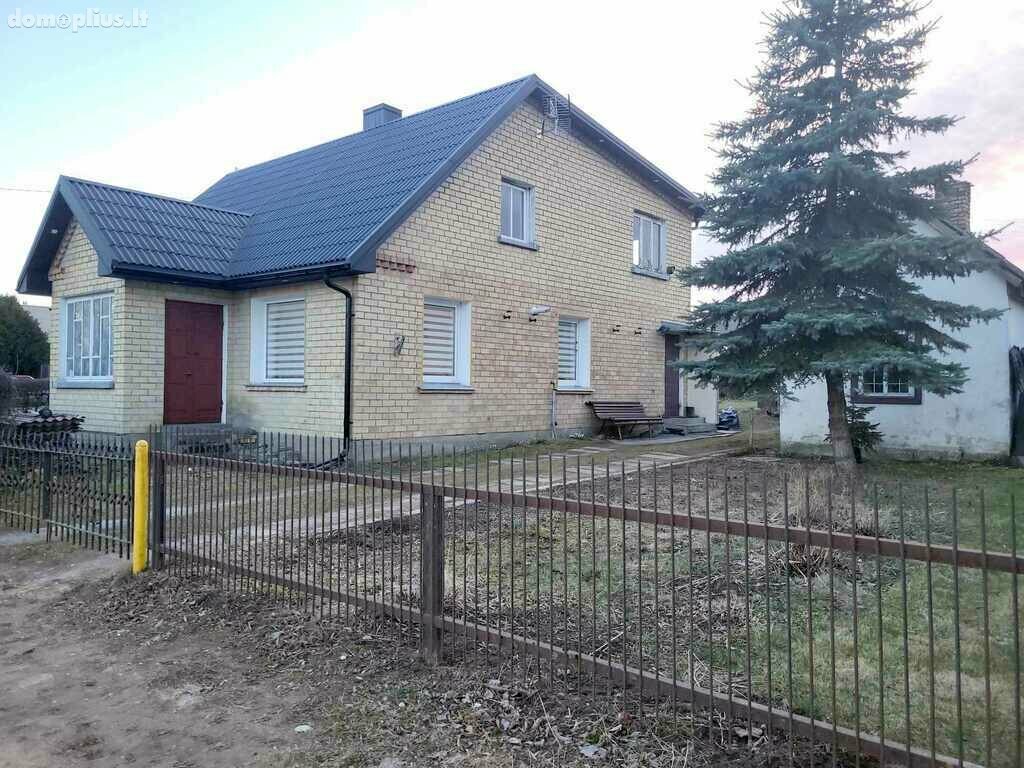 Parduodamas gyvenamasis namas Šiaulių rajono sav., Kuršėnuose, Ventos g.