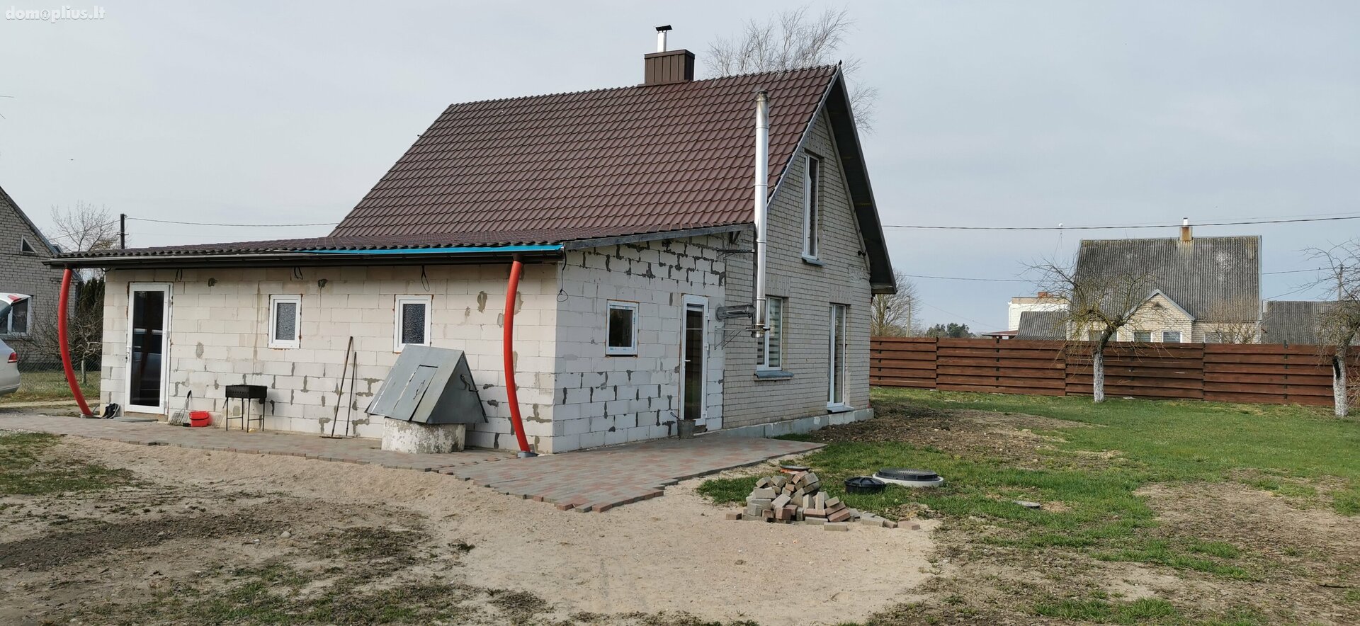 Parduodamas gyvenamasis namas Radviliškio rajono sav., Birželėse, Taikos g.
