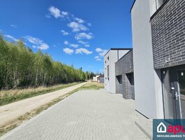 Parduodama gyvenamojo namo dalis Vilniaus rajono sav., Lindiniškėse, Tvenkinio g.