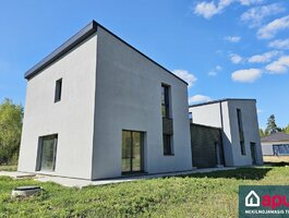 Parduodama gyvenamojo namo dalis Vilniaus rajono sav., Lindiniškėse, Tvenkinio g.