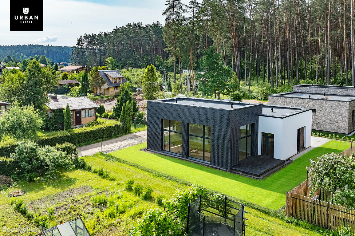Parduodamas gyvenamasis namas Vilniuje, Antakalnyje, Laurų Sodų 1-oji g.