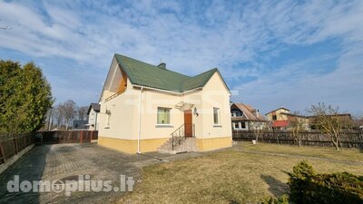 Parduodamas gyvenamasis namas Šiauliuose, Bačiūnuose, Žilvičio Sodų 2-oji g.