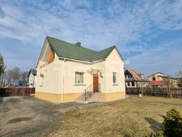 Gyvenamasis namas Šiauliuose, Bačiūnuose, Žilvičio Sodų 2-oji g.
