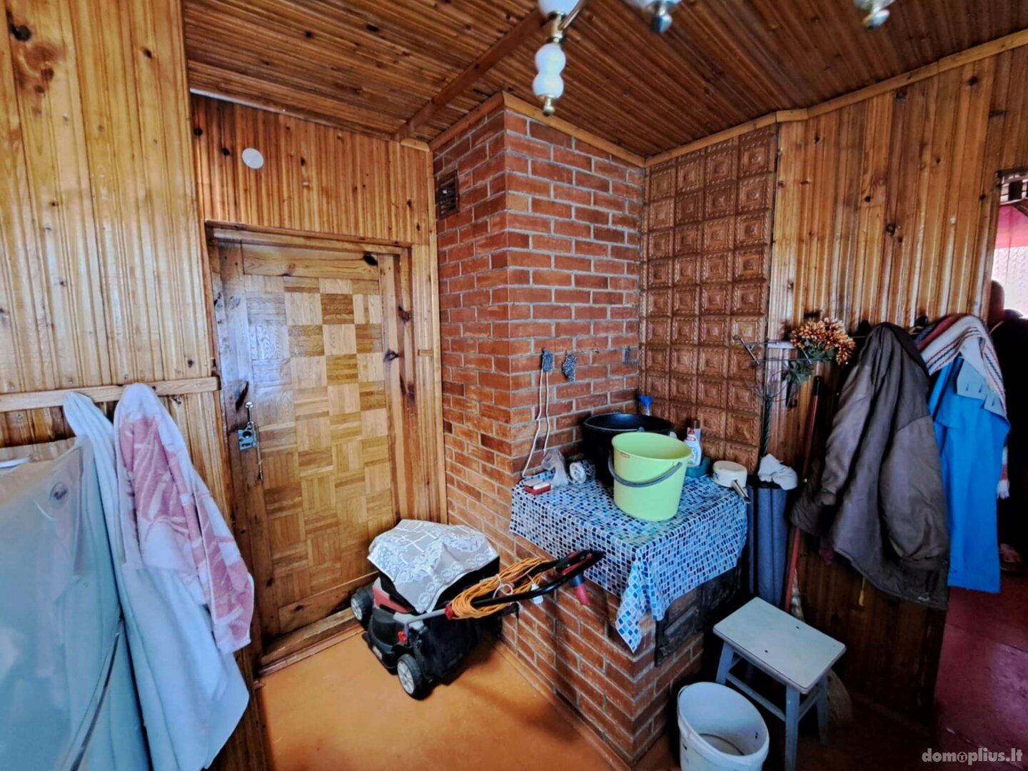Parduodamas sodo namas Alytaus rajono sav., Bazoruose, Kriaušių g.