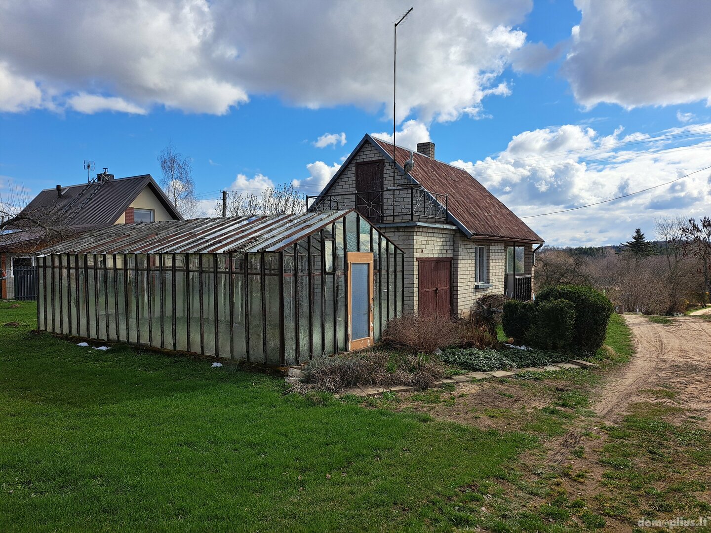 Parduodamas sodo namas Alytaus rajono sav., Bazoruose, Pamiškės g.