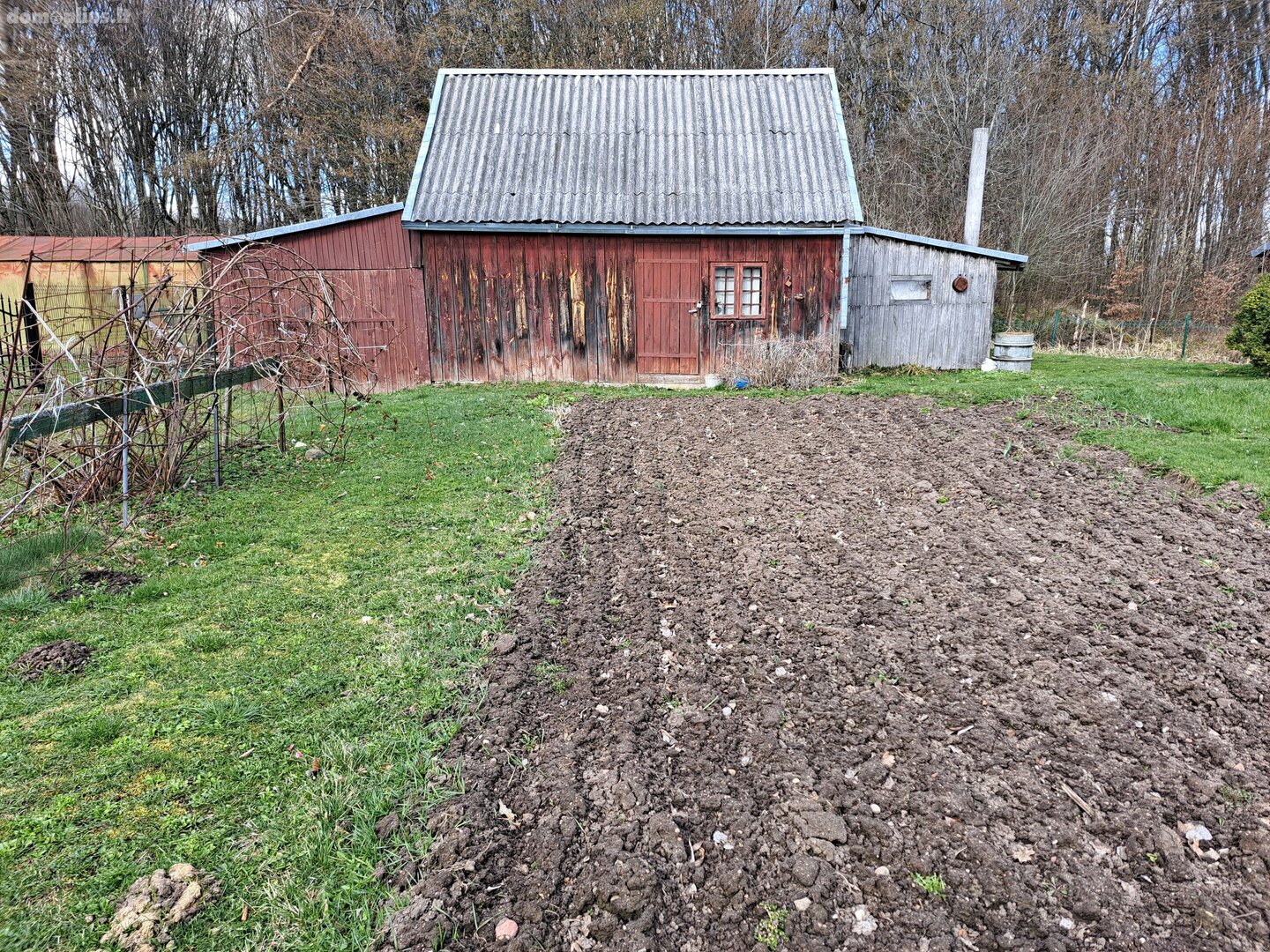 Parduodamas sodo namas Alytaus rajono sav., Bazoruose, Pamiškės g.