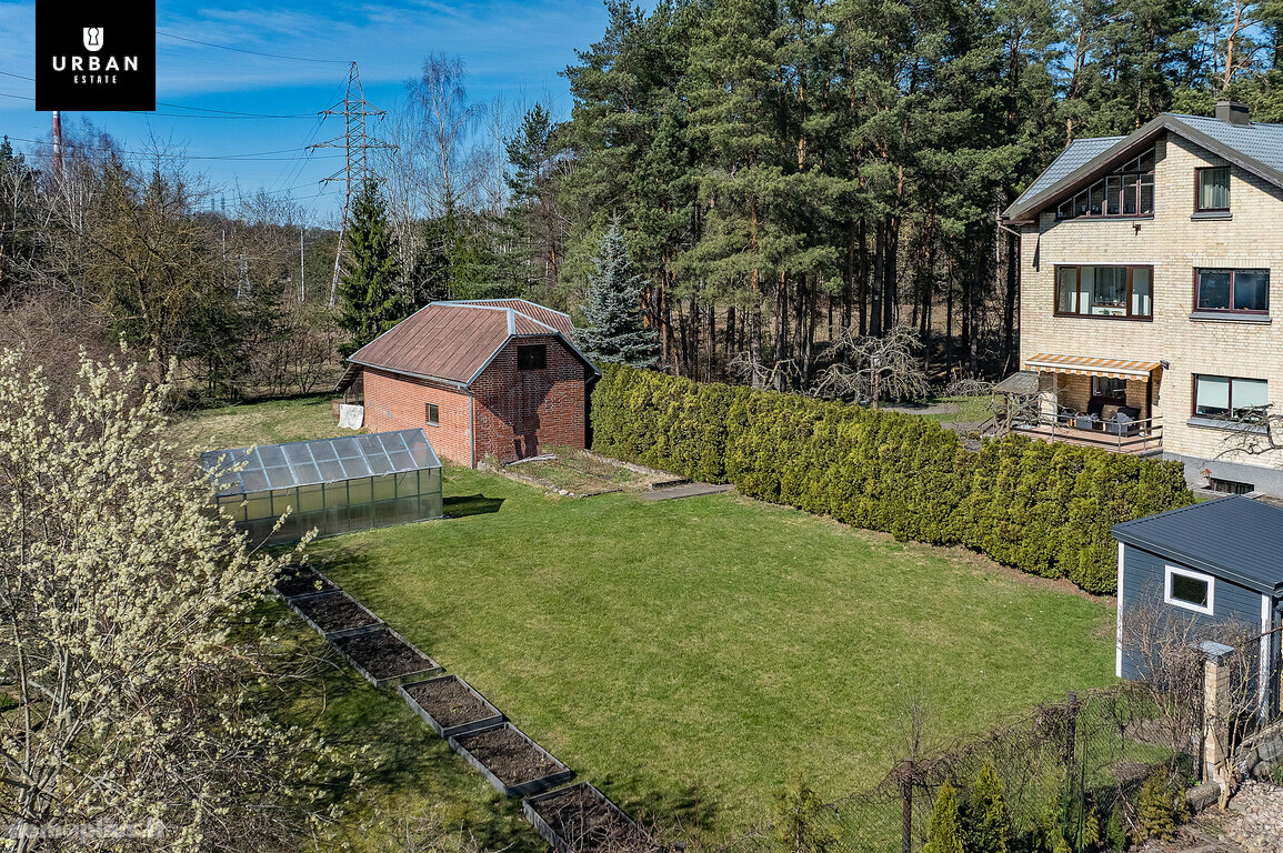 House for sale Vilniuje, Lazdynėliuose, Šalnos g.