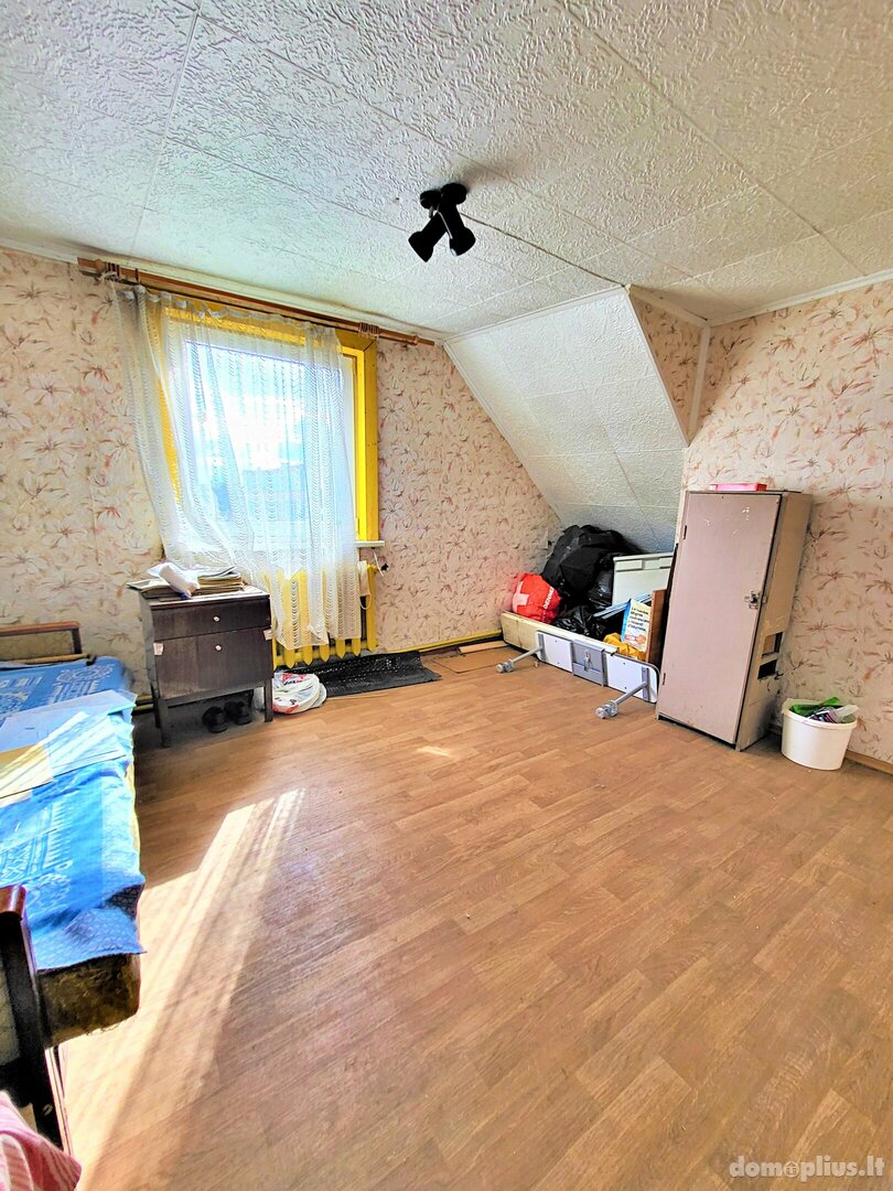 Parduodama gyvenamojo namo dalis Panevėžyje, Skaistakalnyje, Radviliškio g.
