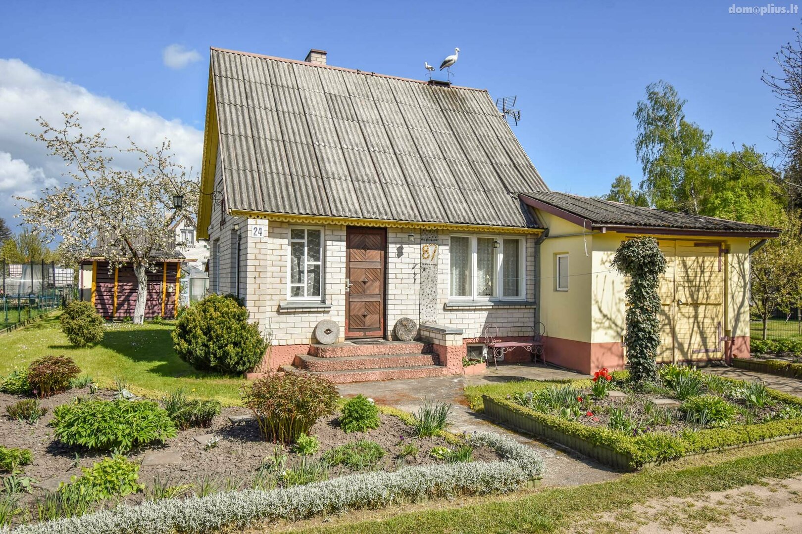 Parduodamas sodo namas Panevėžio rajono sav., Kaubariškyje, Taikos al.