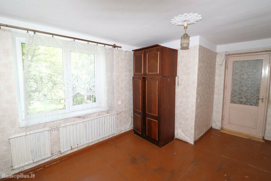 Parduodamas gyvenamasis namas Biržų rajono sav., Biržuose, J. Janonio g.