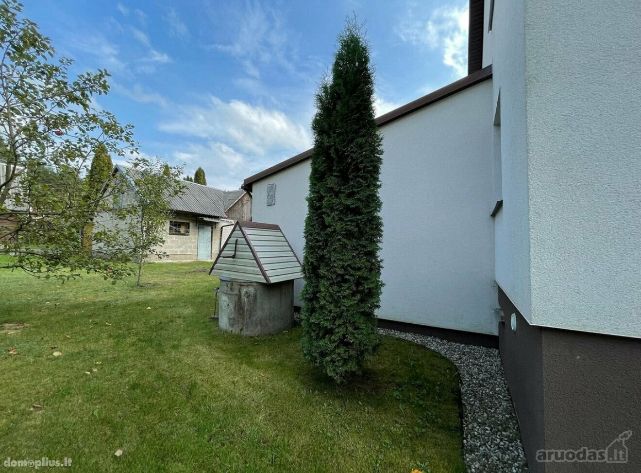 Parduodama sodyba Jonavos rajono sav., Gulbiniškiuose, Alyvų g.