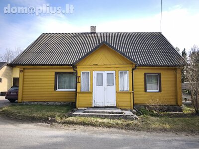 Parduodamas gyvenamasis namas Utenos rajono sav., Pakalniuose, Taikos g.