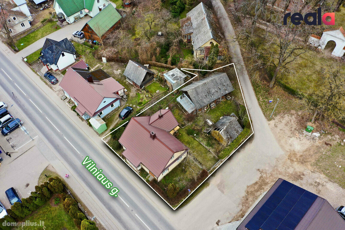 Parduodamas gyvenamasis namas Trakų rajono sav., Aukštadvaryje, Vilniaus g.