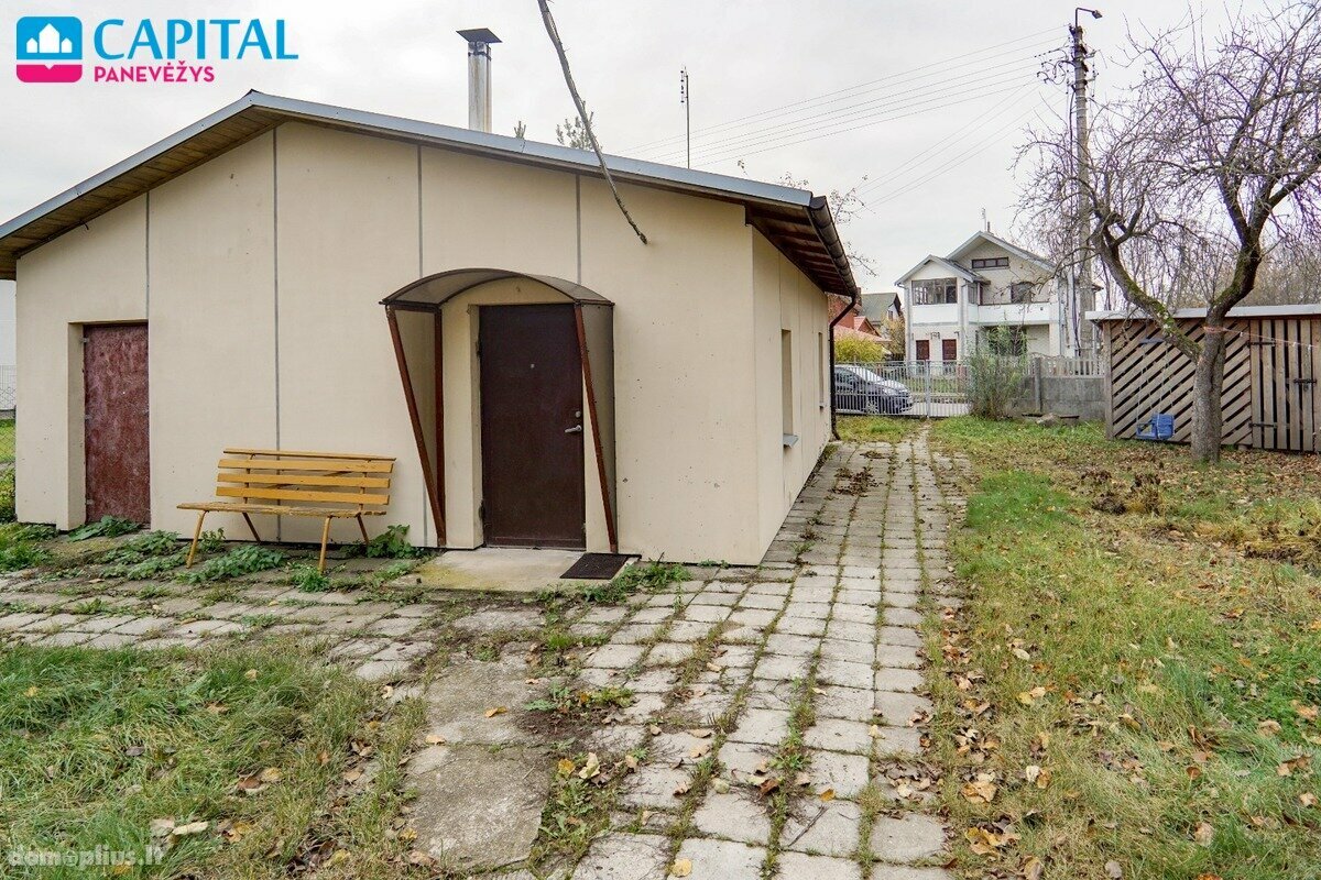 Parduodama gyvenamojo namo dalis Panevėžyje, Centre, Klaipėdos g.
