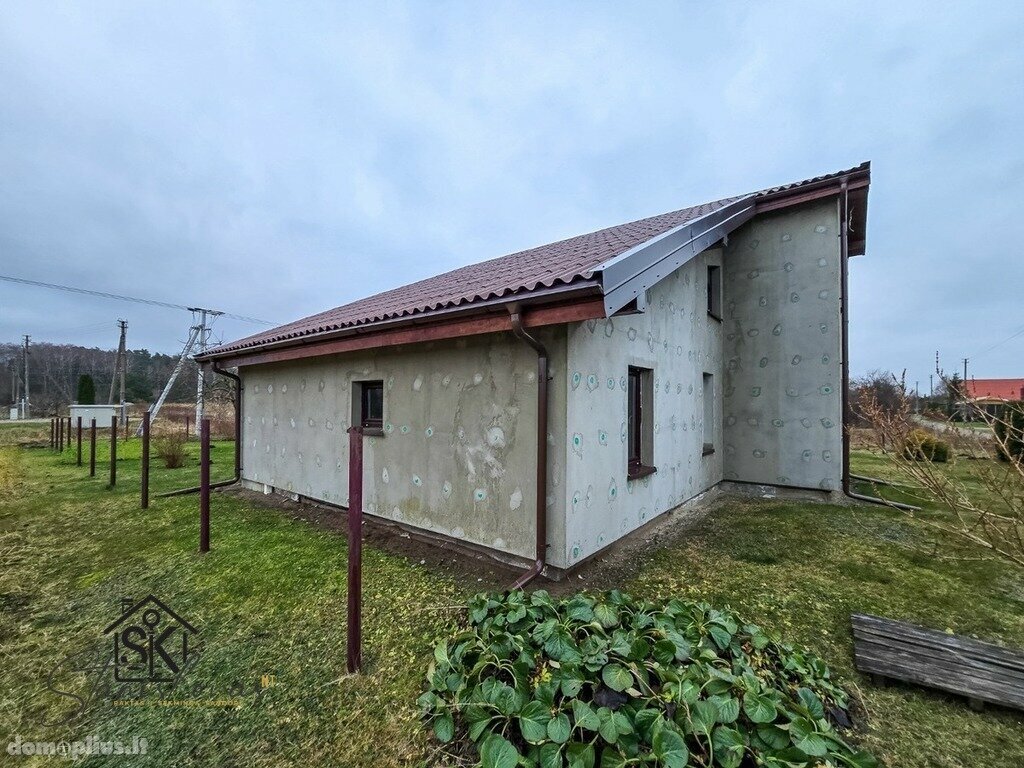 Parduodamas gyvenamasis namas Šilutės rajono sav., Traksėdžiuose, Pienininko 3-iasis tak.