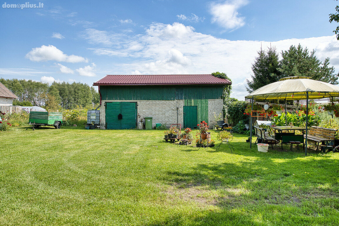 Parduodamas gyvenamasis namas Šilutės rajono sav., Juknaičiuose, Beržų g.