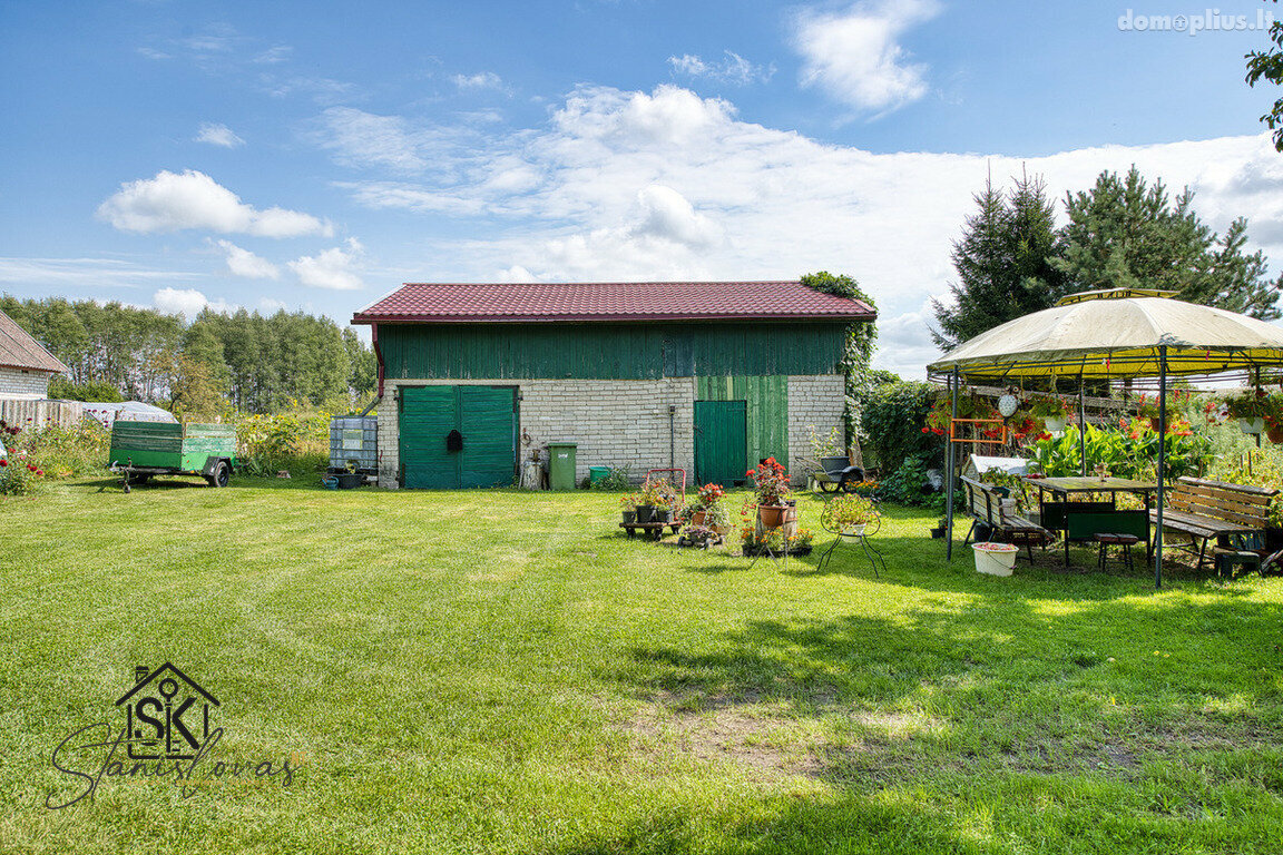 Parduodamas gyvenamasis namas Šilutės rajono sav., Juknaičiuose, Beržų g.