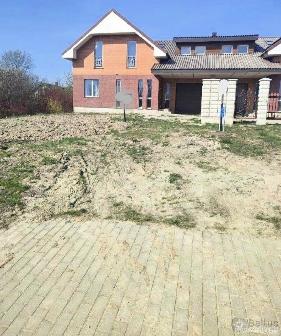 Parduodamas gyvenamasis namas Klaipėdoje, Tauralaukyje, Debesų g.