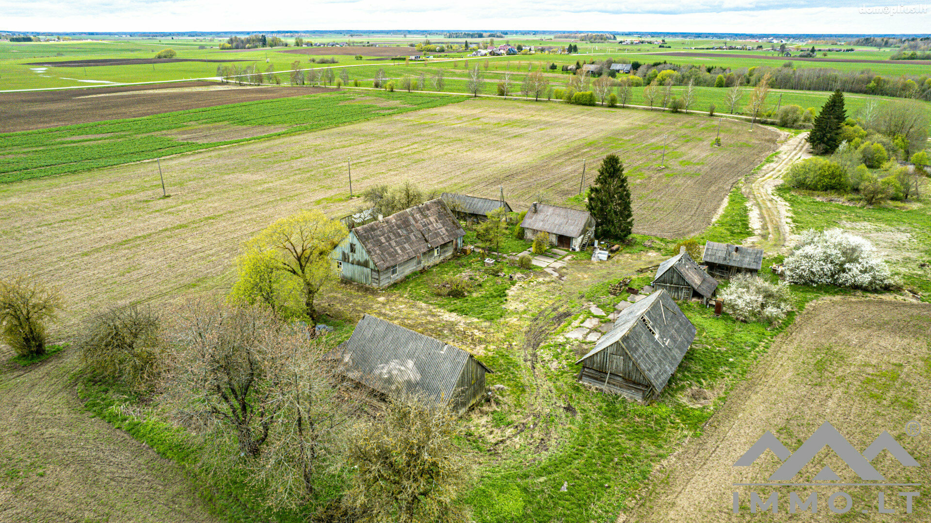 Parduodama sodyba Kretingos rajono sav., Tuzuose, Kalvų g.