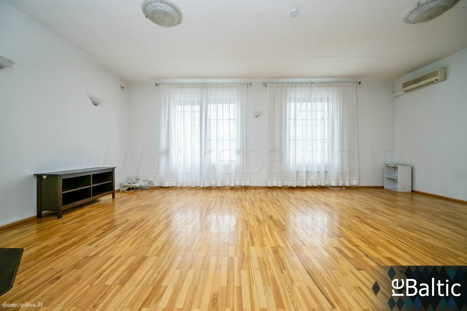 Gyvenamojo namo nuoma Vilniuje, Naujamiestyje, M. K. Čiurlionio g.