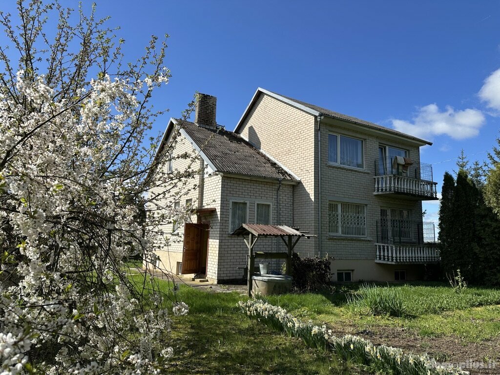 House for sale Kėdainių rajono sav., Paaluonyse, Liepų g.